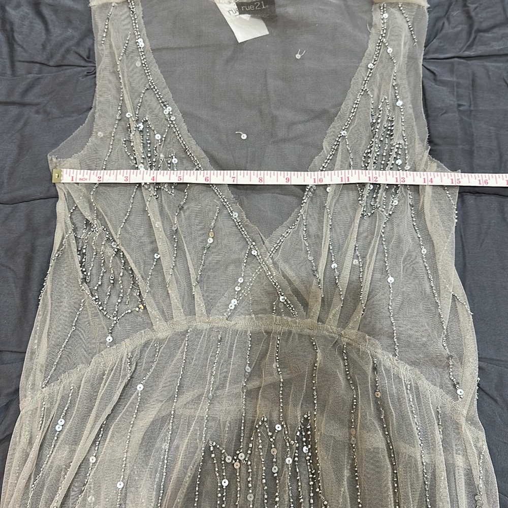 π Gray Sequined blouse π - Picture 9 of 11